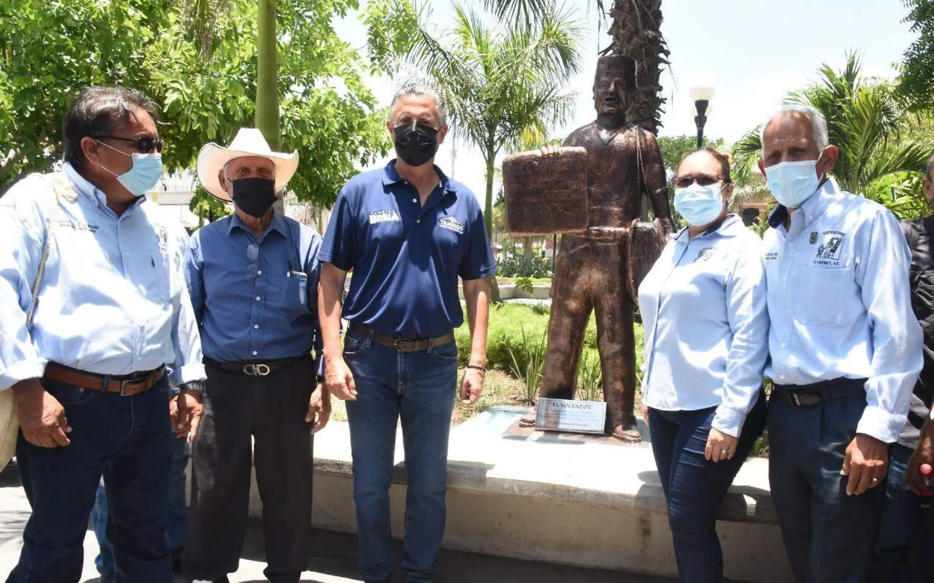 Tampico tiene estatua en honor a los voceadores, ¡es única en todo México!